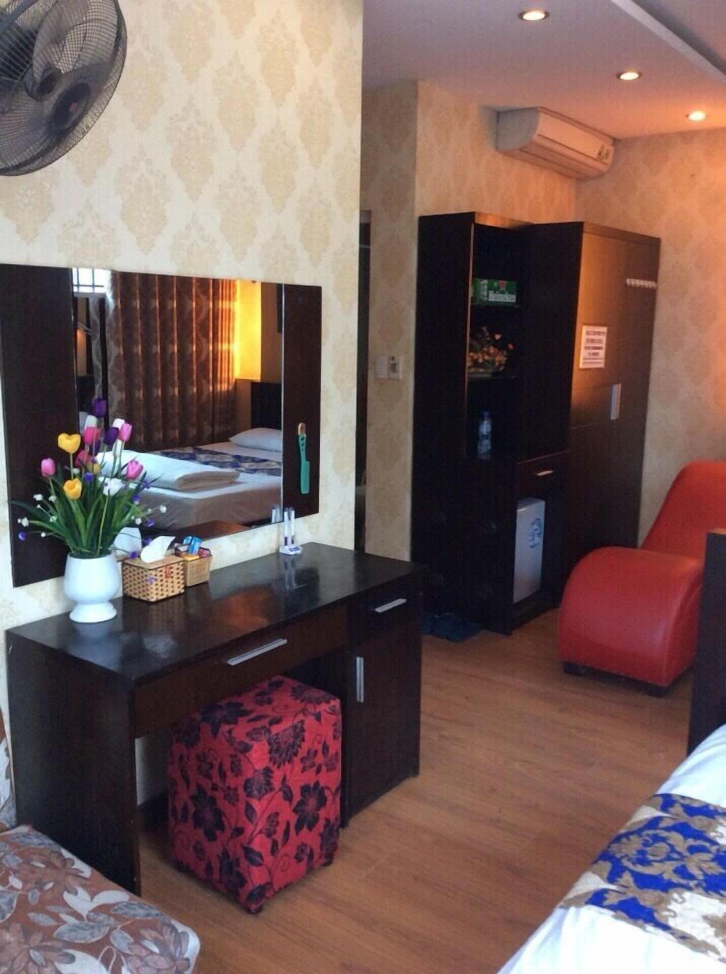 Thien Duong Hotel Ханой Екстериор снимка