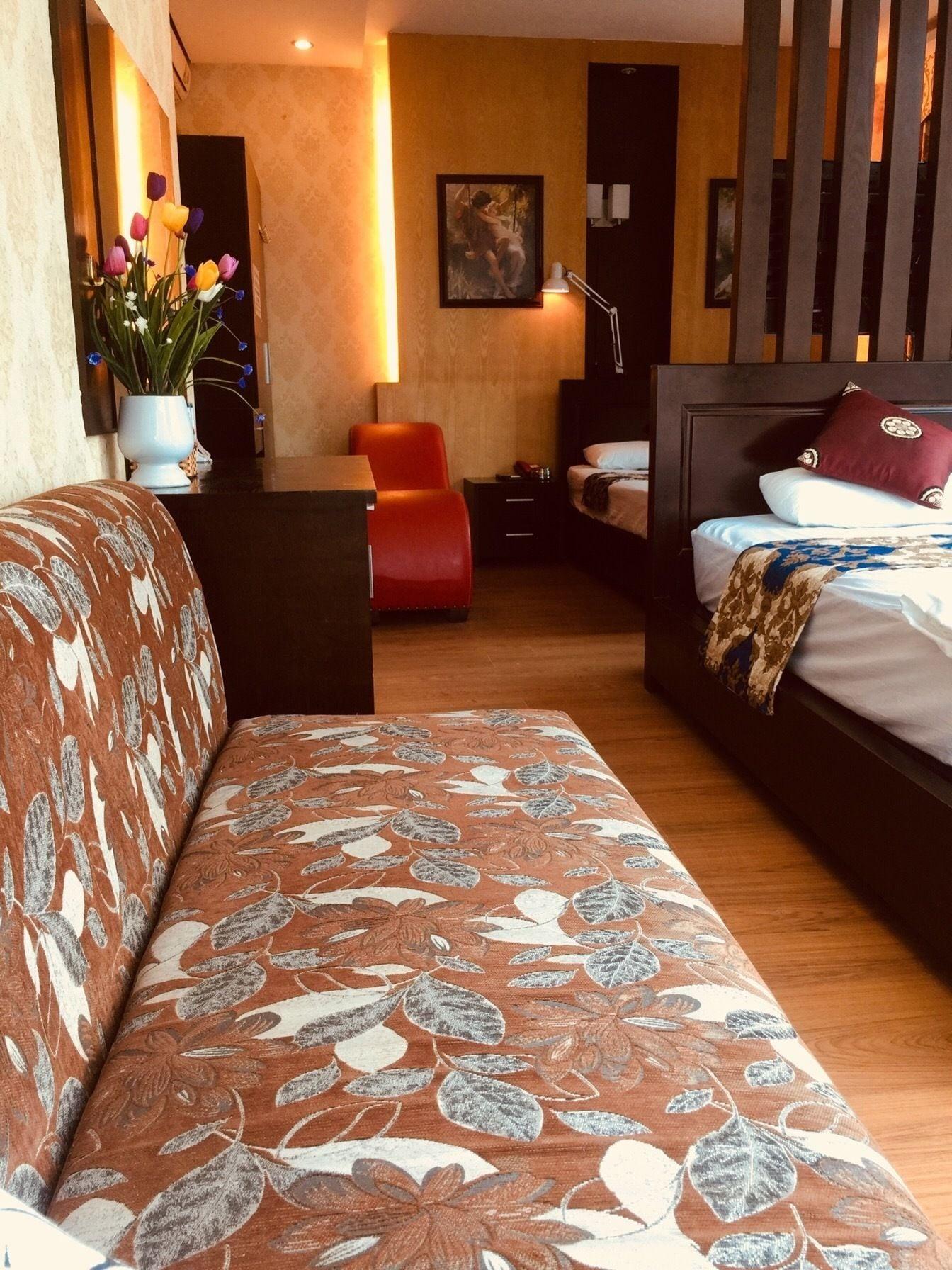 Thien Duong Hotel Ханой Екстериор снимка